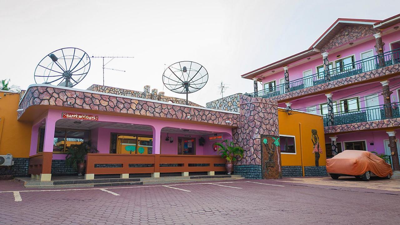 Hilton View Hotel Ogbodjo Екстериор снимка