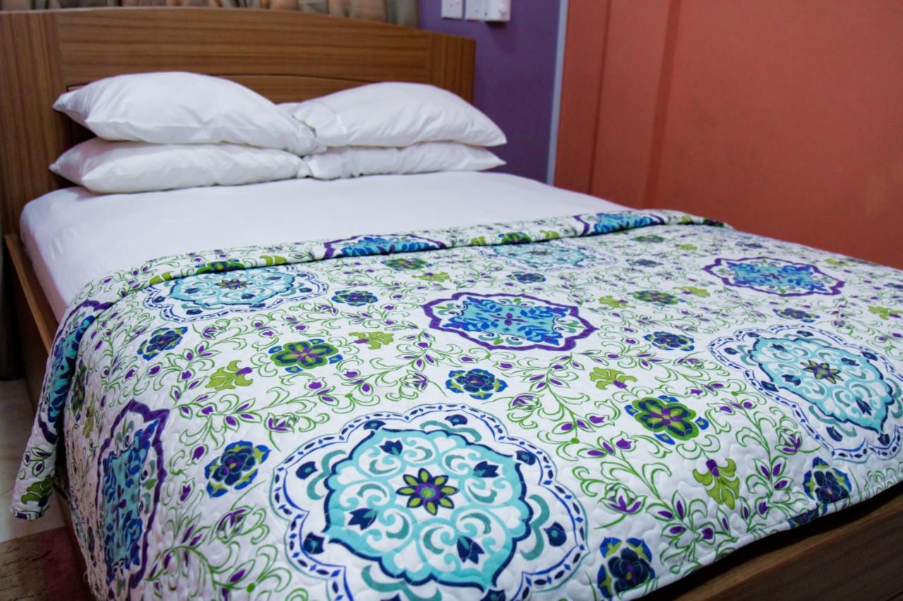 Hilton View Hotel Ogbodjo Екстериор снимка