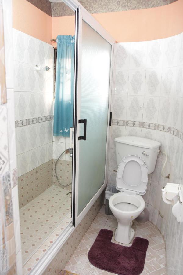 Hilton View Hotel Ogbodjo Екстериор снимка